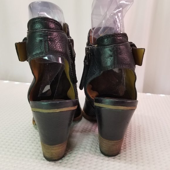 Dolce Vita Women's Bootie Sandal Black Cut out Leather Block Heel - Picture 3 of 4